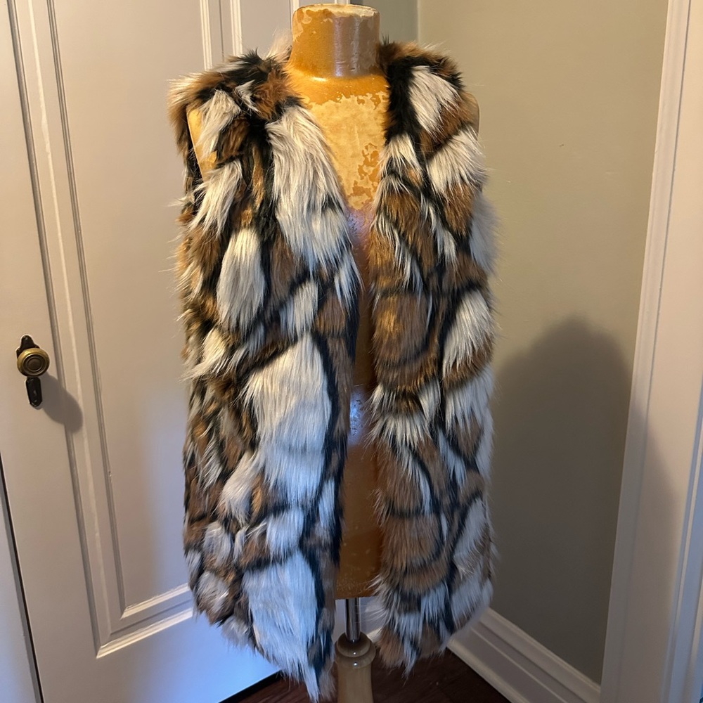Loveriche Multicolor Faux Fur Vest Medium
